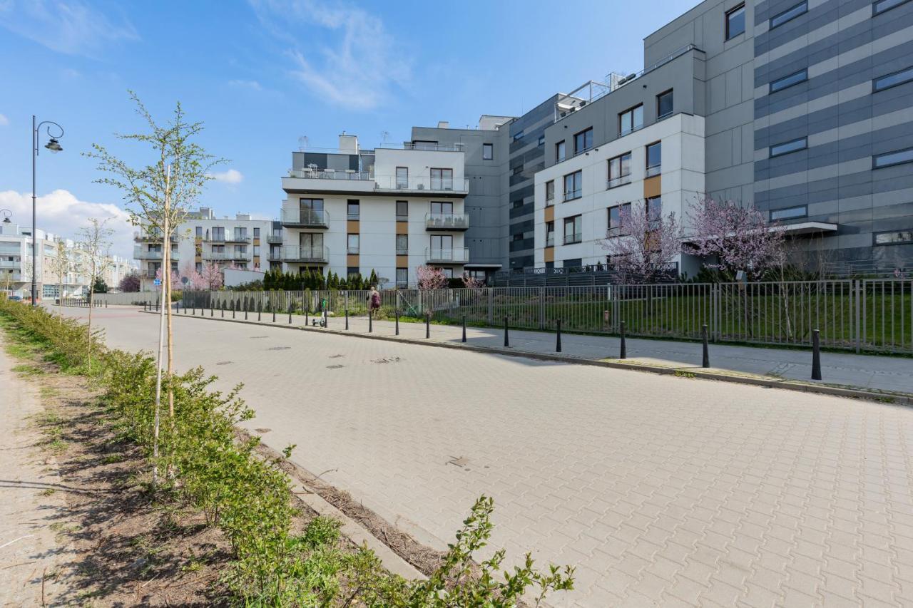 Glamorous Wilanow Apartment By Renters Warsaw Exterior photo