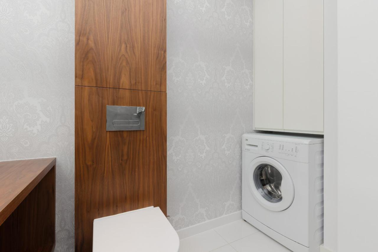 Glamorous Wilanow Apartment By Renters Warsaw Exterior photo
